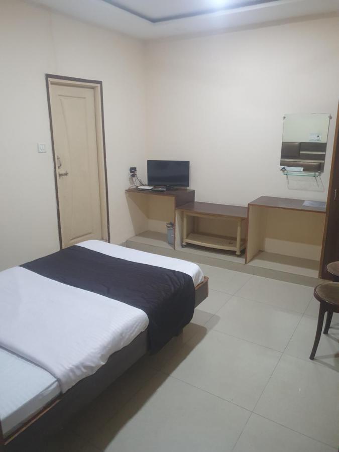 Hotel Anmol Ambikapur Ngoại thất bức ảnh